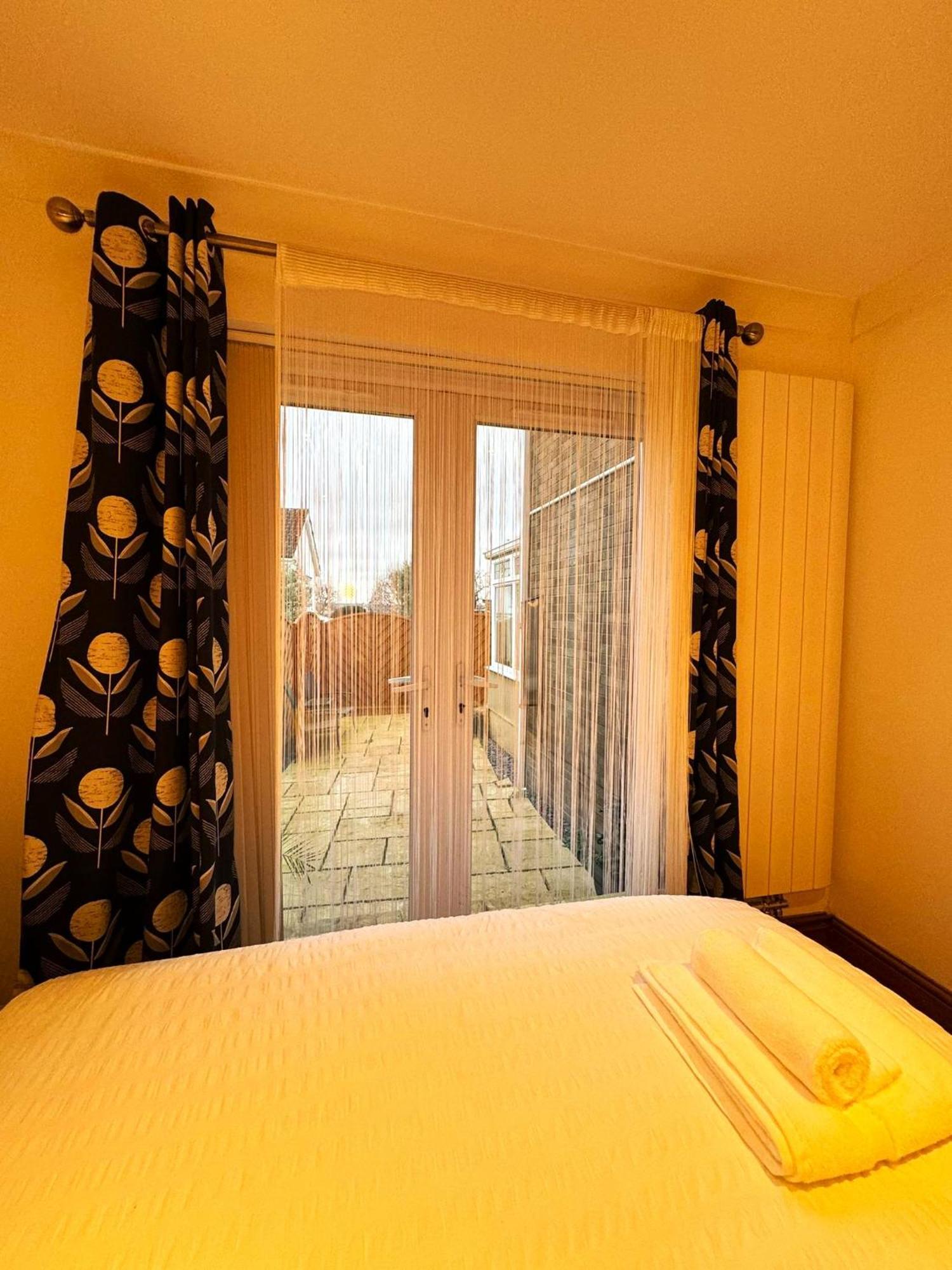 Dundridge Home - Morden Urban Living - Sleeps Up To 9 Guests & Private Parking For 2 Vehicles Bristol Dış mekan fotoğraf